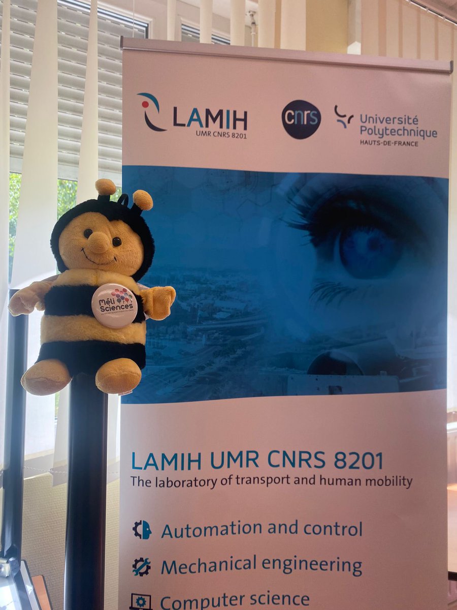 CNRS Hauts-de-France (@cnrs_hdf) on Twitter photo #Mélisciences continue au collège Jules Michelet !
Alors qu’un demi-groupe participe aux expériences interactives du <a href="/LAMIH_UPHF/">LAMIH (UPHF)</a>, l’autre groupe est au CDI pour interviewer Laura Wallard, enseignante chercheuse, et écrire un article sur la journée ! Une super initiative 😍 #Mélisciences continue au collège Jules Michelet !
Alors qu’un demi-groupe participe aux expériences interactives du <a href="/LAMIH_UPHF/">LAMIH (UPHF)</a>, l’autre groupe est au CDI pour interviewer Laura Wallard, enseignante chercheuse, et écrire un article sur la journée ! Une super initiative 😍