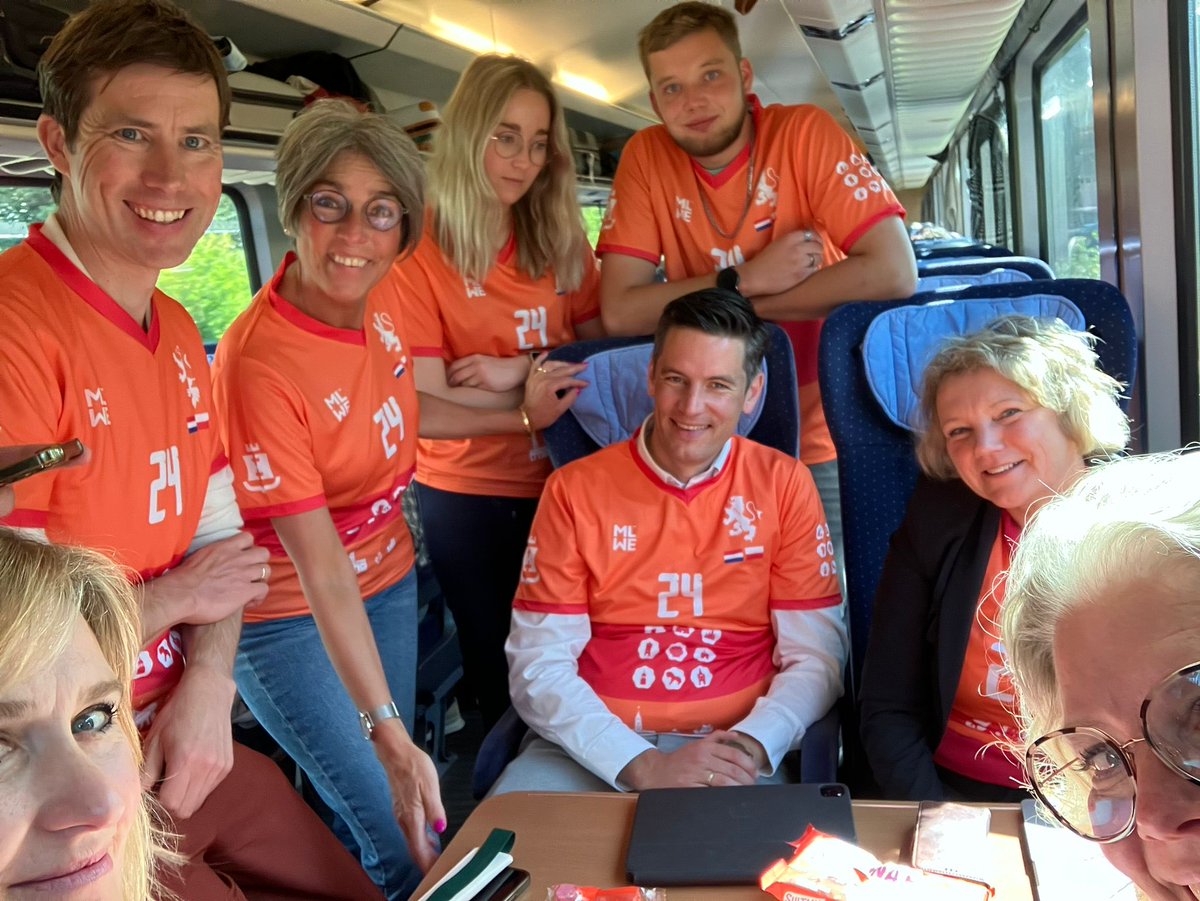 Monique Schuttenbeld tweet media