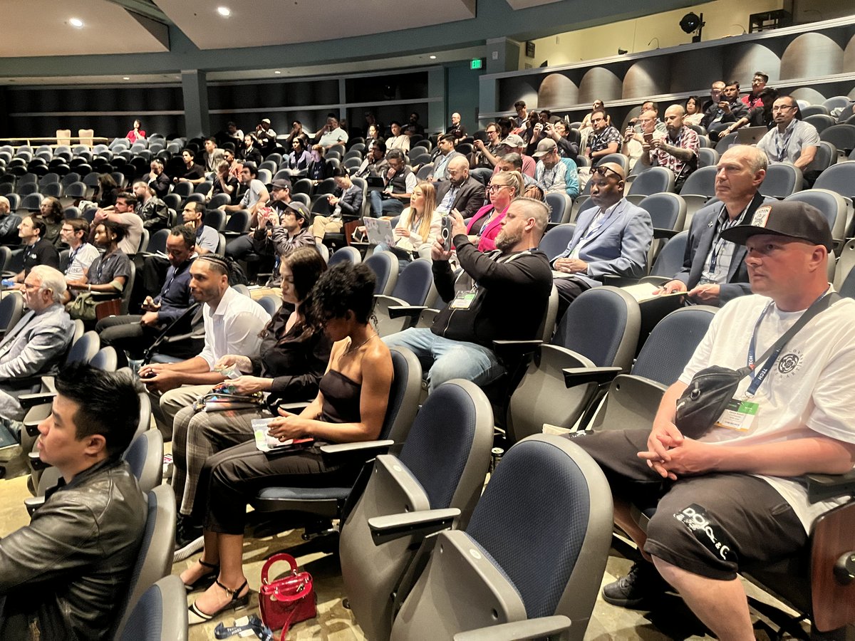 Blockchain Expo tweet media