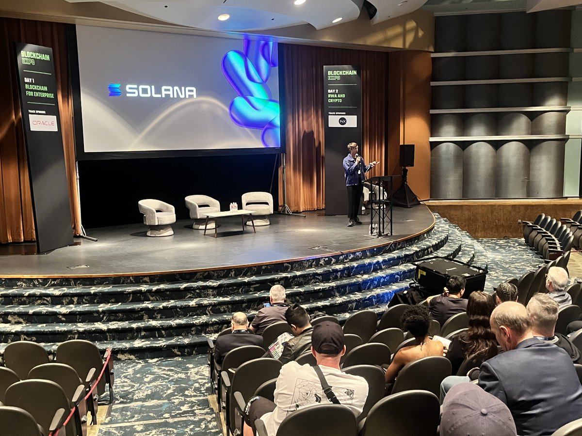 Blockchain Expo tweet media