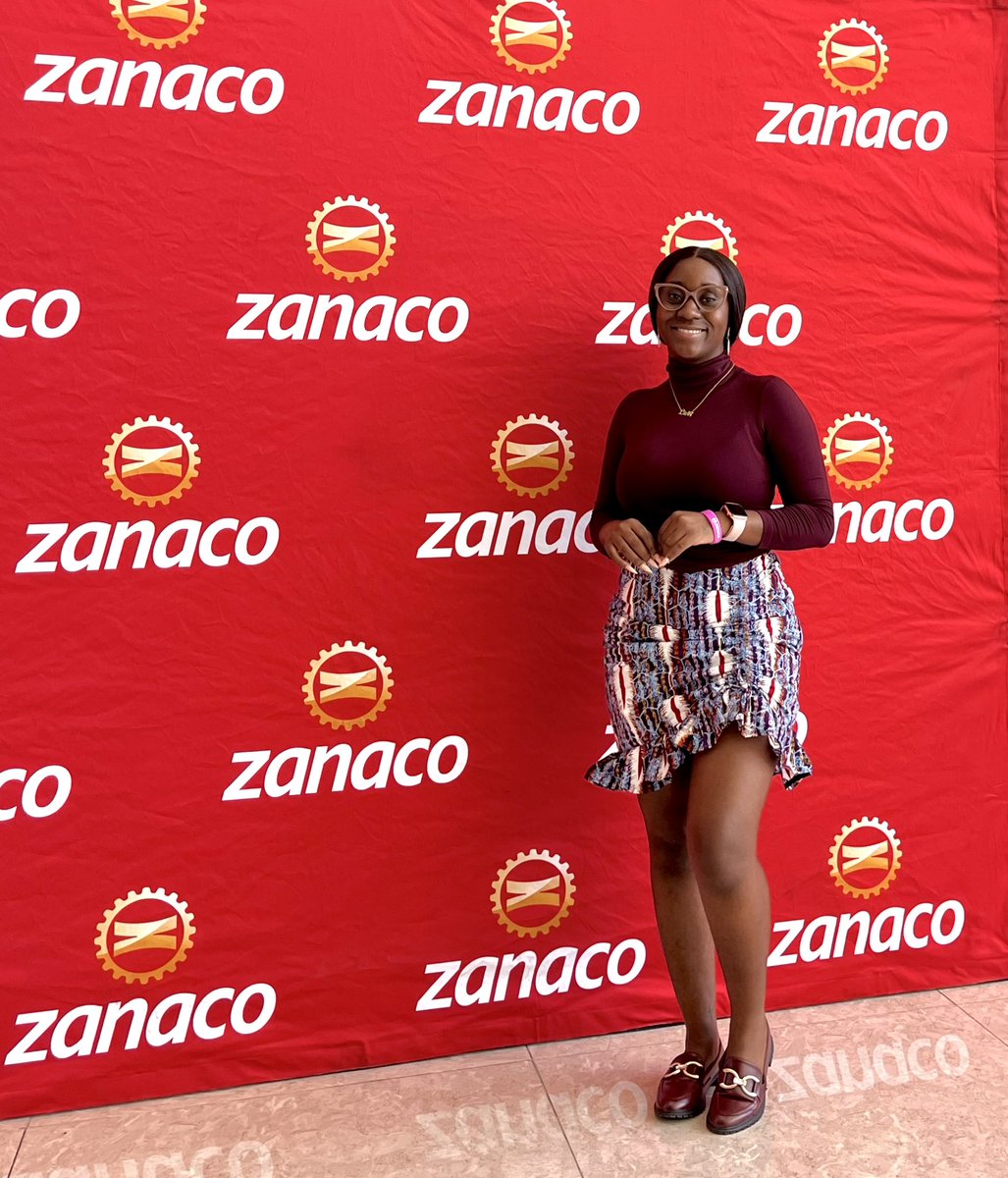 OliviaTutu05's tweet image. Key takeaways from Vusi Thembekwayo&apos;s inspiring presentation at Zanaco L.E.A.D.S event:
1. Greatness is a choice, 2. Genius and crazy are just a matter of time, 3. Trust accelerates teamwork, and 4. Prioritize customer experience for business success.
#LEADS2024 #VusiThembekwayo