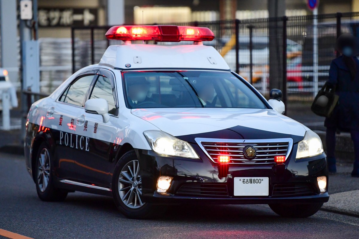 18クラウン覆面パトカー用 後部補助警光灯用トランク内張 | - クラウン