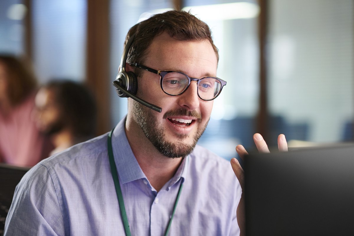 Please note📣

We will be closed for staff training from 5pm on Mon 17 June, re-opening at 9am on Wed 19 June.

For emergency repairs please call our out of hours line on 0151 709 6878. 

For any other support, please visit pinecourt-housing.org.uk
