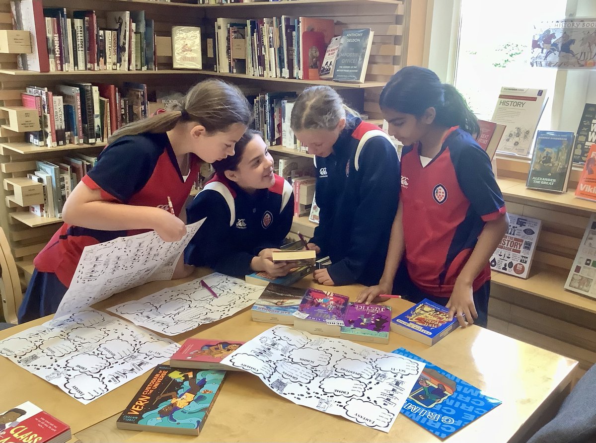 KSWLibrary's tweet image. What a pleasure to meet the @KingsStAlbans Y6 pupils  and to be able to give them a taster of what the Senior School Library has to offer when they join us in September. Really delightful pupils who thoroughly engaged with our reading for pleasure activities! 📚