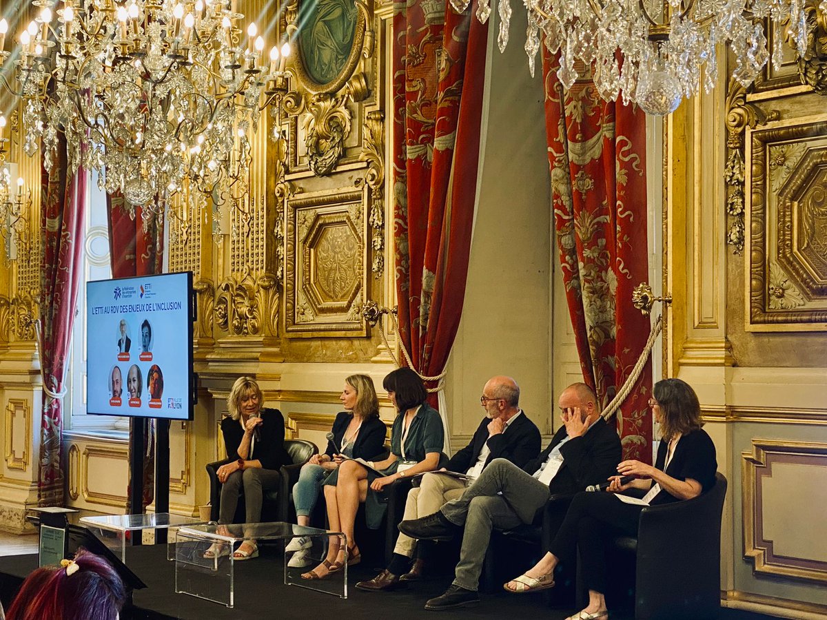 <a href="/SelfInterim/">Mamadou TOURE -Self-Interim</a> <a href="/M_Orphelin/">Matthieu ORPHELIN</a> <a href="/Prismemploi/">Prism'emploi</a> 💬On poursuit sur la table ronde « L’#ETTi au RDV des enjeux de l’inclusion » avec Margaux Brousse, d’<a href="/Inserim/">Inserim</a>, Emmanuelle Daviau de <a href="/lafederationEI/">La fédération des entreprises d'insertion</a>, Christelle Villair-Cabane et Justine Dalle d’Anetti, Marc-Olivier Jouan du #FPETT et <a href="/DavidLevaufre/">Levaufre</a> du  <a href="/GroupeSato/">Groupe SATO</a>