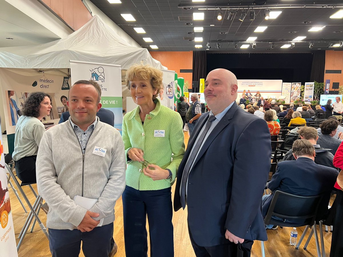 Échanges convaincus avec <a href="/MaximeLebigot/">Maxime Lebigot</a> et Laure Artru, Co-Présidents de l’Association des Citoyens Contre les Déserts Médicaux sur l’apport des IPA et la nécessité absolue de sortir les textes relatifs à la Loi Rist de manière urgente