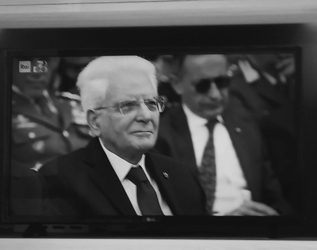 AGheyn's tweet photo. #roma2024 Consegna tricolore agli atleti olimpici e paraolimpici al @Quirinale #quirinale #atletica 
#coni https://t.co/T3fgM8MgFu