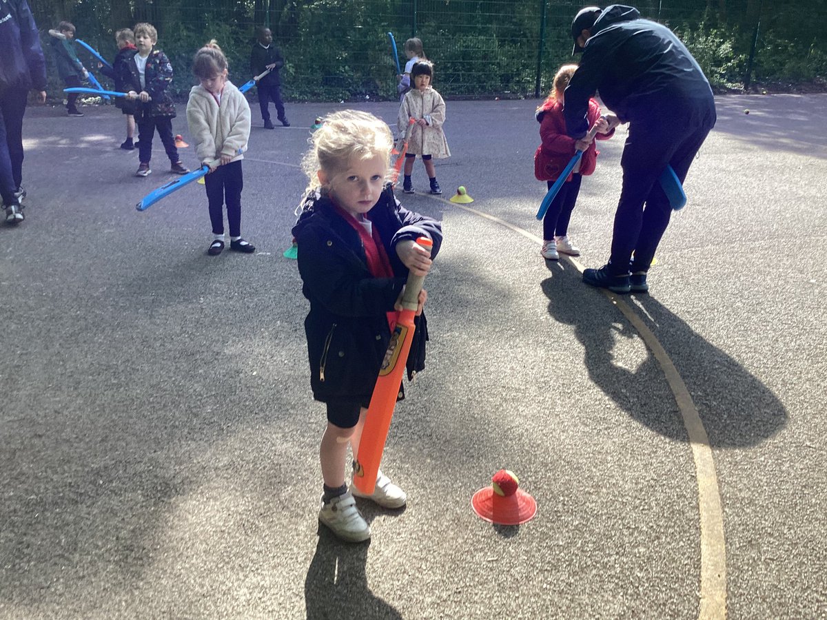 HorwichParishCE's tweet image. A super Teddy Cricket lesson this morning #HPYR
