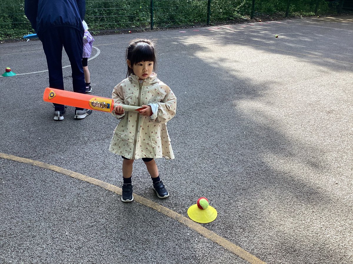 HorwichParishCE's tweet image. A super Teddy Cricket lesson this morning #HPYR
