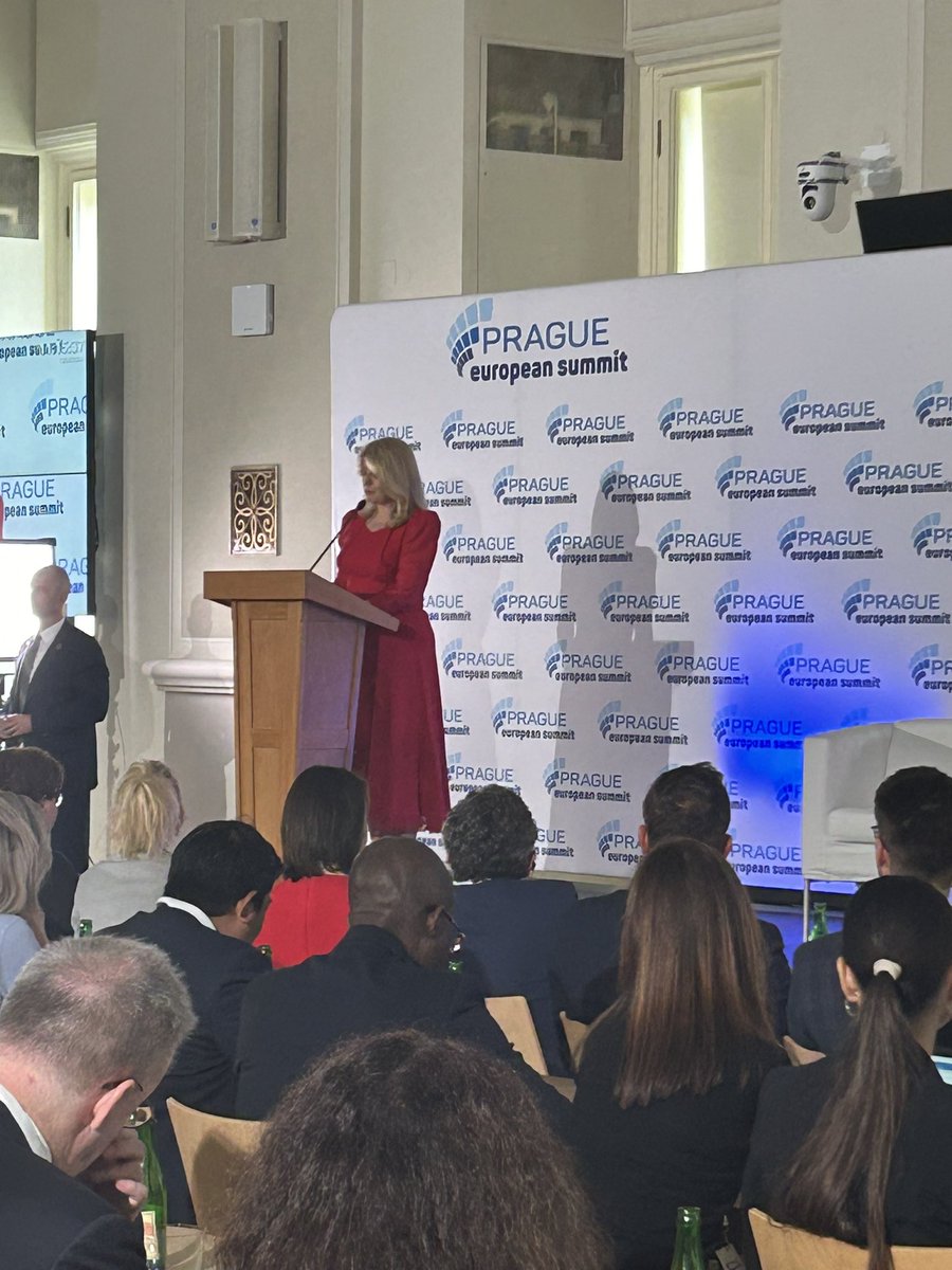 GVenhari's tweet photo. The Prague European Summit is organized by the Institute of International Relations and the EUROPEUM Institute for European Policy, in cooperation with the Ministry of Foreign Affairs of the Czech Republic, under the auspices of Petr Pavel, the President of the Czech Republic. https://t.co/UHUB8pEAcI
