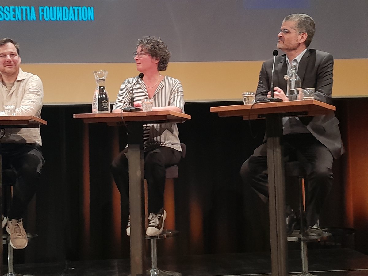 LancashireRKE's tweet photo. Fantastic to see our new @UCLan Honorary Professor @sarah_durston shining at the recent @EssentiaFounda1 event in the #Netherlands!  Sarah, alongside @UCLanHealth's @donnamthomas, spoke about their groundbreaking  #ICreateS  #research 👇

https://t.co/bNeBNEnrm9 https://t.co/fo98KRxG6S