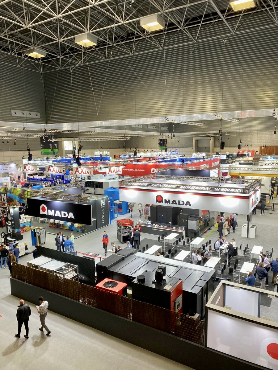 logisber's tweet photo. Ane Arcelay y Markel Garcia Lozano representaron a @logisber en la 32 @BEC_BIEMH, la feria internacional líder en fabricación avanzada, que se desarrolló en #Bilbao, en la semana del 3 al 7 de junio. Durante esos días concretaron nuevas alianzas comerciales. 🤝 https://t.co/t7SrjG3Zkz