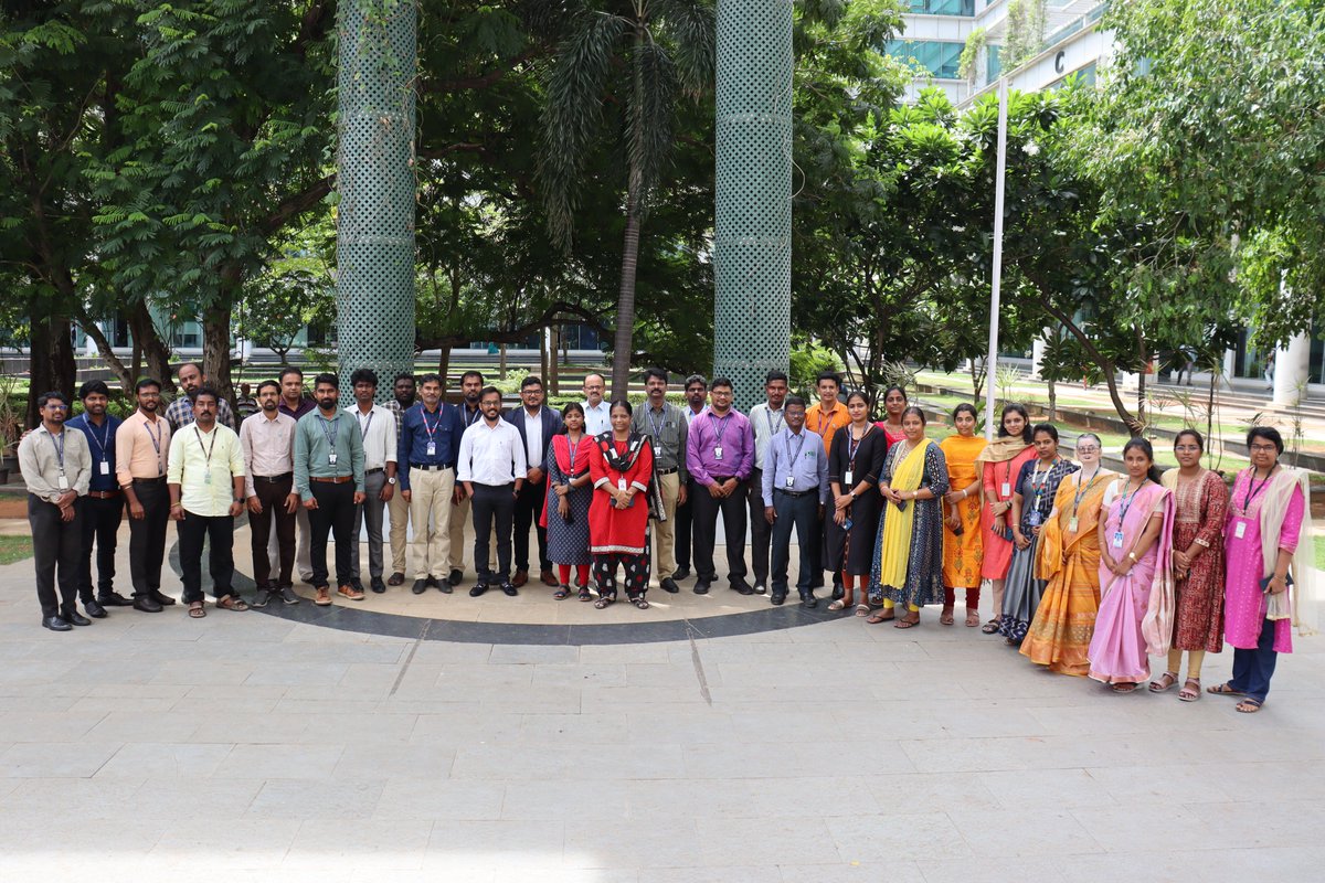 ictacademyindia's tweet photo. Mr. Srikanth V, CEO of ICT Academy of Tamil Nadu, inaugurated the MongoDB "Master Training Program on MongoDB Developer Associate" on 13th June 2024 at Ramanujan Hall, IITM Research Park.
#ICTAcademy #MongoDB #TrainingProgram #DatabaseSkills https://t.co/hihT6y3c1x