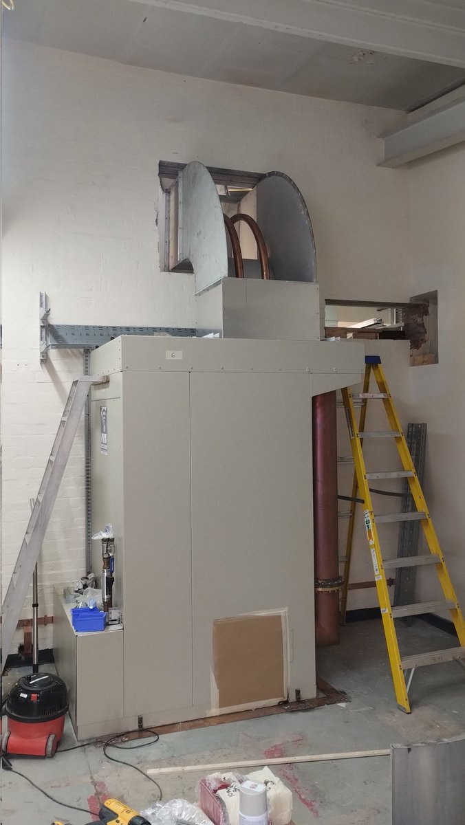 Balun and feeder being installed 

Sender 93 at Woofferton