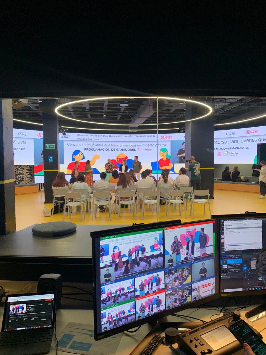 Estamos en la proclamación de ganadores de #XTalentoChallenge de <a href="/Fundacion_ONCE/">Fundación ONCE</a> descubriendo los proyectos de jóvenes de 14 21 años que buscan generar un impacto social positivo al resolver o mejorar un problema concreto de su entorno. 

youtube.com/watch?v=chIPy5…