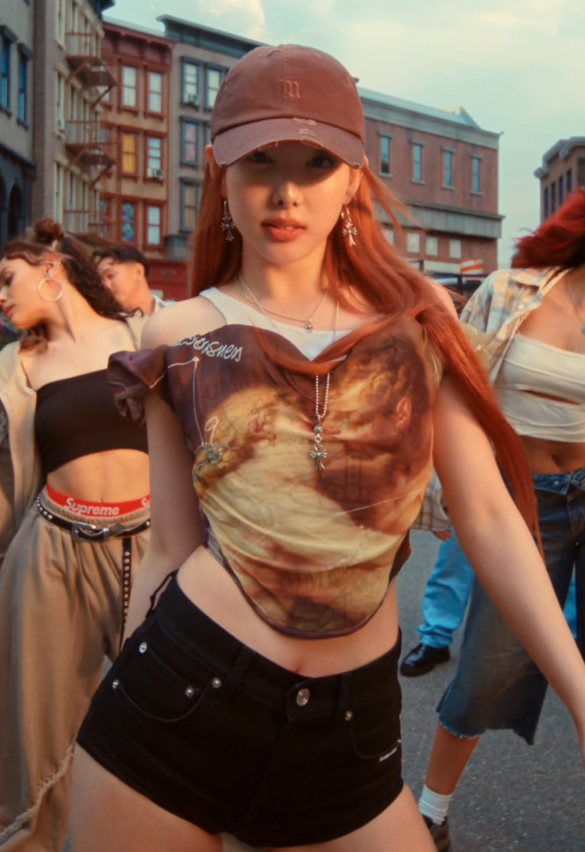 AboutMusicYT's tweet photo. TWICE's Nayeon has released her newest single, 'ABCD', out now! https://t.co/UdeSsHRAL9