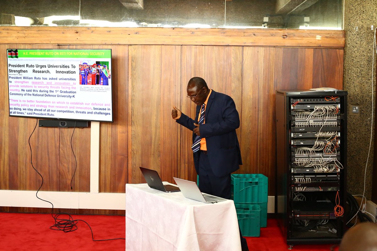 CUE_Kenya's tweet photo. Prof. Walter Oyawa, CEO of @nacosti, gave an insightful presentation on "Championing Sustainable and Ethical Research" today during the breakaway session
#4thBiennialConference https://t.co/bdTNb40fzn
