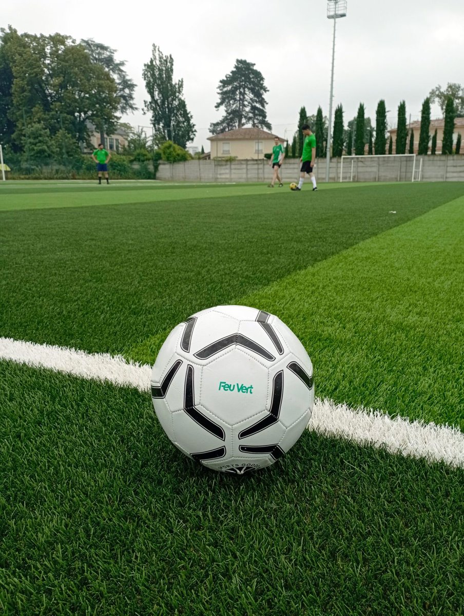 Feu Vert tweet media