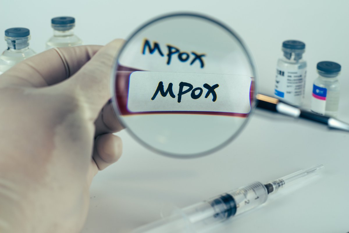 nicd_sa's tweet photo. Dr. Joe Phaahla, the Health Minister, has confirmed a new Mpox case and a second related death. Members of the public are urged to avoid physical contact with infected individuals, practice proper hand hygiene, and follow respiratory etiquette. https://t.co/nIJHCaGtDp