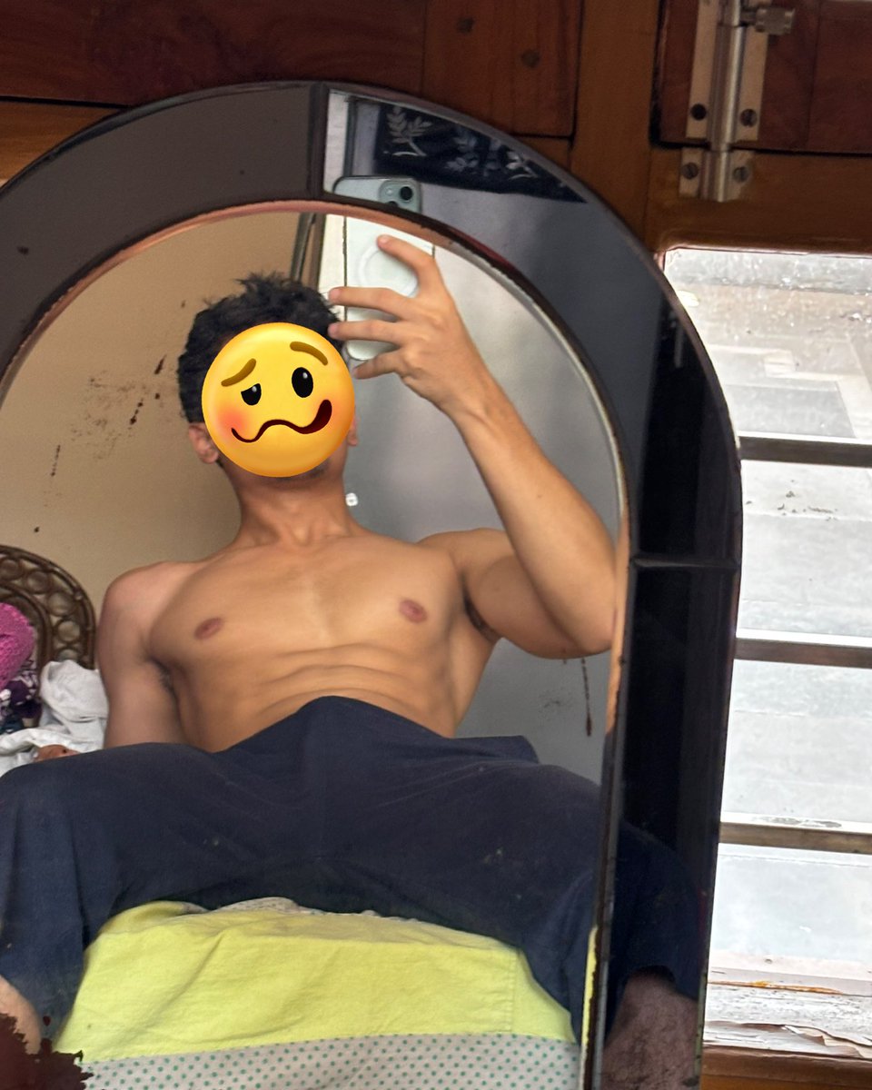 sykodann's tweet photo. no one will know if u like this 😌 https://t.co/X9oPvaiUbT