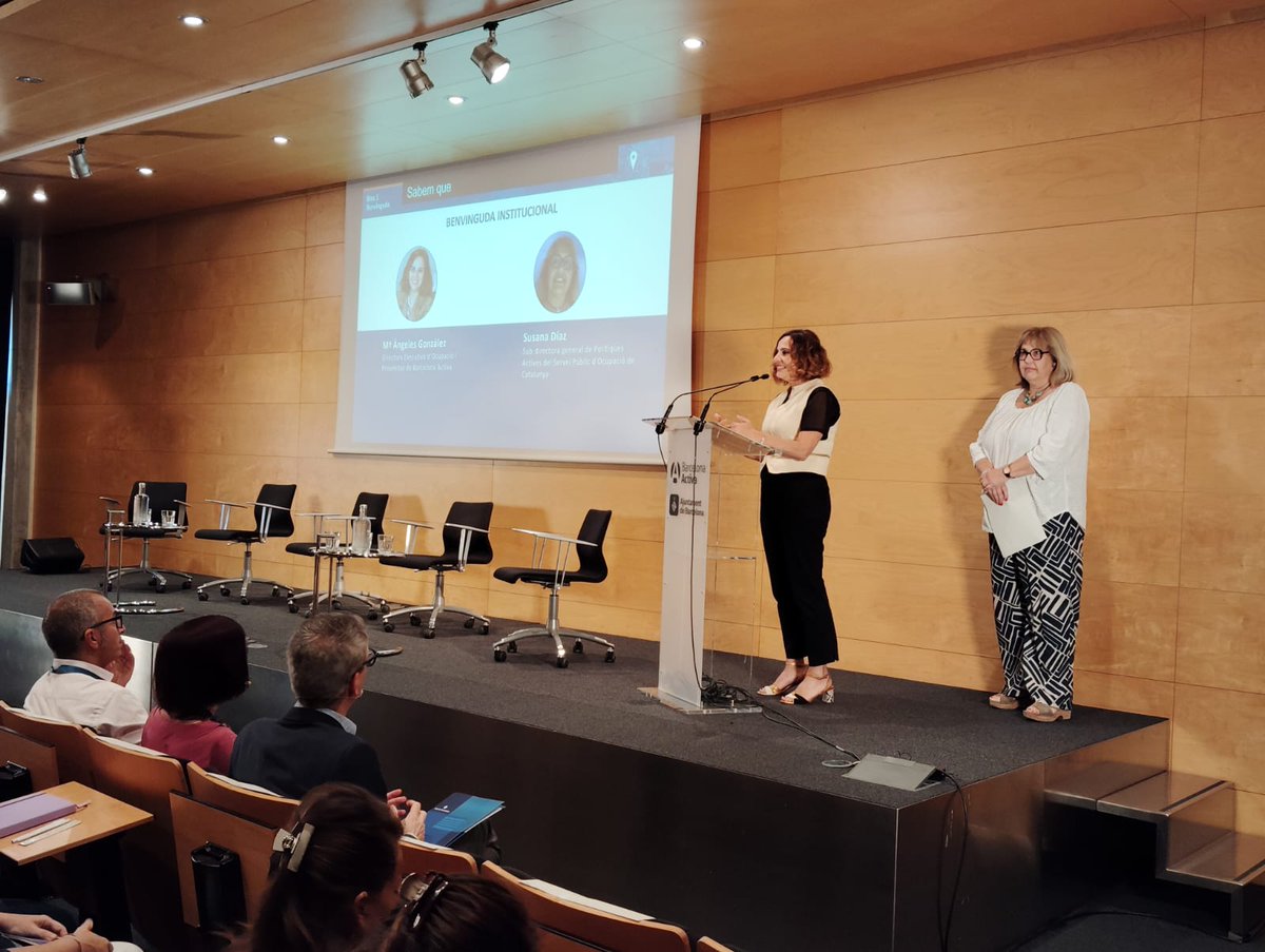 L'orientació en els serveis d'ocupació és imprescindible per oferir un acompanyament continuat al llarg de la vida de les persones.

<a href="/GGeles/">MAG</a>, de <a href="/barcelonactiva/">Barcelona Activa</a> i <a href="/susanadiazmart5/">susana diaz martinez</a>, d'<a href="/ocupaciocat/">Ocupació</a> inicien la jornada destacant el rol dels i les orientadores professionals.