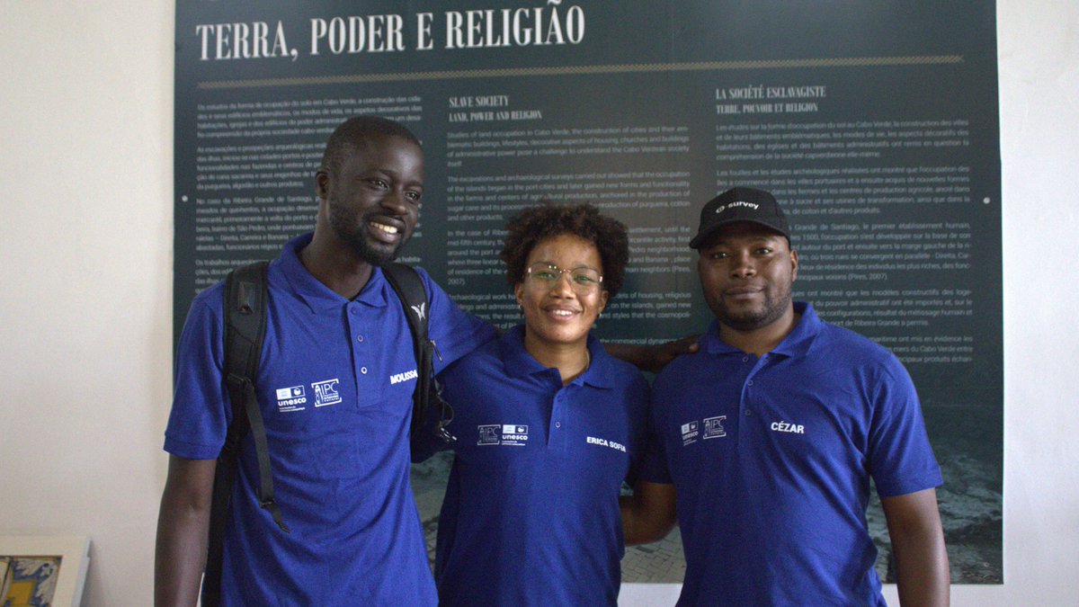 UNESCO_Dakar's tweet photo. Le 1 er Chantier-Ecole en archéologie sous-marine #UNESCO-IPC a débuté depuis lundi 3 juin 2024 au #Cabo-Verde. 12 jeunes bénéficiaires du Cabo Verde, Comores, Erythrée, Gambie, Kenya, Mozambique &amp; Sénégal renforcent leurs compétences techniques aux côtés d’experts internationaux https://t.co/hkPiGqfsHO