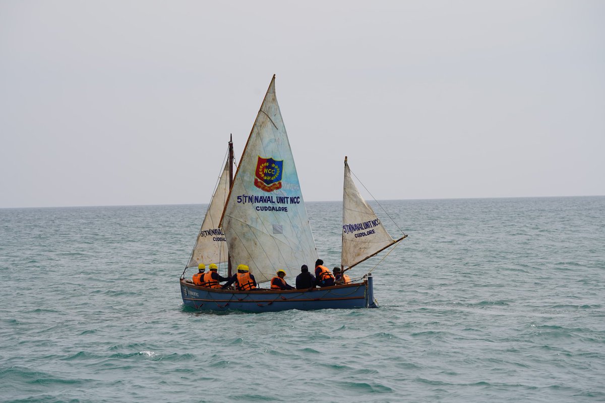 NCCDte_TNPAN's tweet photo. @HQ_DG_NCC @indiannavy @PIB_India @IndiannavyMedia @Def_PRO_Chennai + Seventh day of Ocean Sailing Expedition started from Poompuhar and reached Parangipettai. https://t.co/ixvJSMVhKE