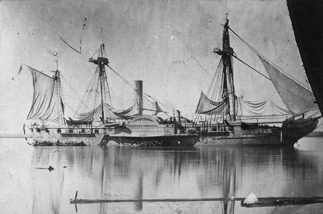 艦隊の指揮官が大型の旗艦よりも小型で軽快な船を好んだ逸話として、日本に来航したマシュー・ペリーは艦隊旗艦で当時世界最大級の蒸気艦だったサスケハナ号よりも、自分が造船監督を務めた小型快速のミシシッピ号を好んでいたことも知られる。 