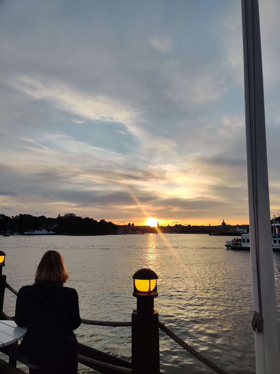 Shacozzi's tweet image. Summer lasted 2 weeks but at least we have rainbows now