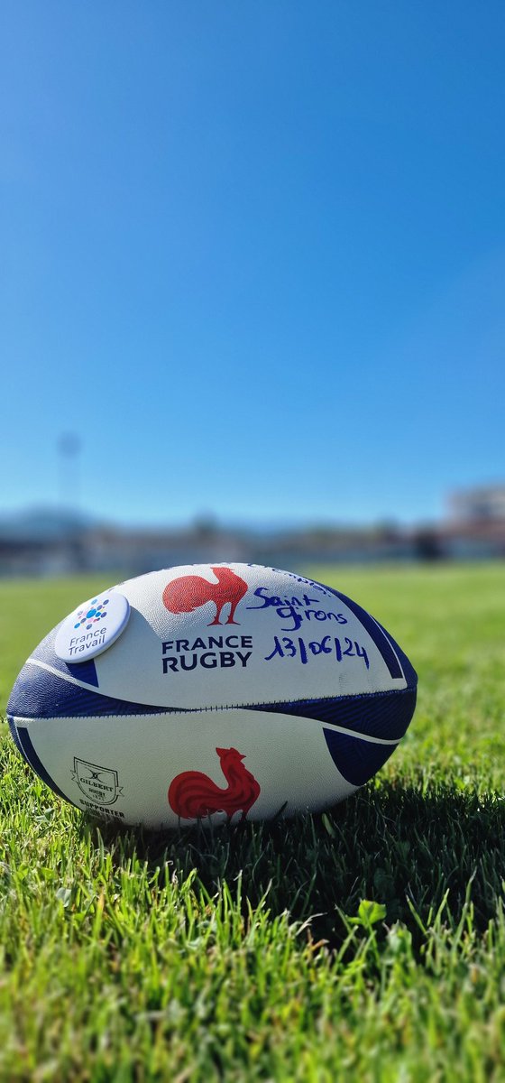 Stade Vers l'emploi à St Girons. 20 entreprises et 70 demandeurs d'emploi réunis au Sporting club de St Girons