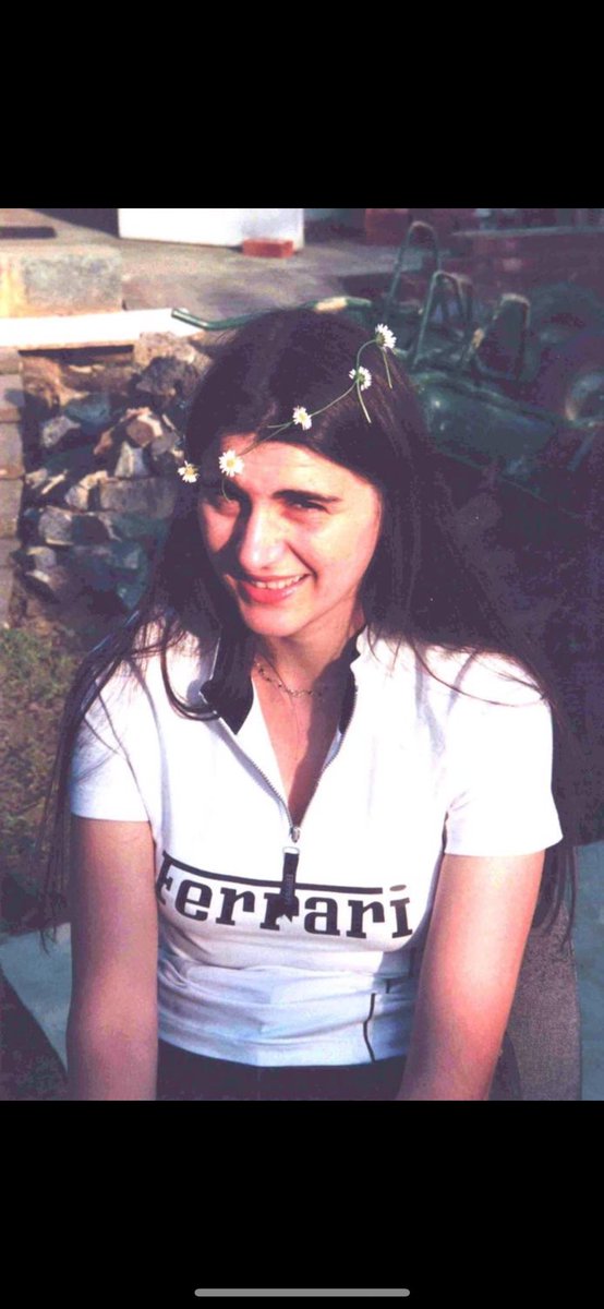 Hannahgpk's tweet photo. Ferrari fans + vintage clothing collectors; 
My mama passed away a decade ago and this was my sisters and my own favourite top she would wear. Unfortunately after her passing we lost any information of what she did with this top and we’ve spent 10 yrs looking online for a replica https://t.co/oU53u2bNiL