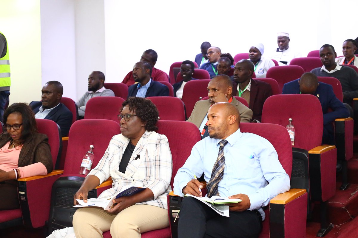 CUE_Kenya's tweet photo. Prof. JPR Ochiengβ-Odero, PhD from @StrathU highlighted key strategies for using science and innovation to drive social change in Africa. A vision for systemic transformation!
#4thBiennialConference https://t.co/HkiQl2wCbJ