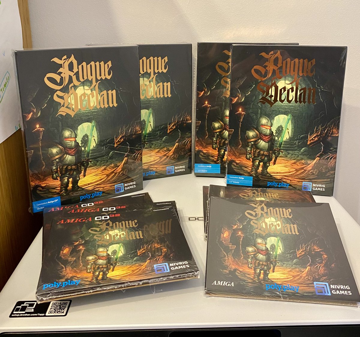 Rogue Declan dev copies arrived ❤️⚔️⚔️

#amiga #retrogaming #retrodev #roguelite