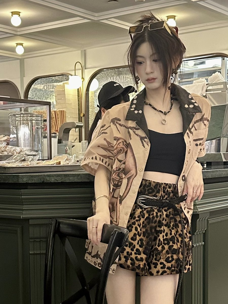 Keep it real with yourself, and you’ll navigate the web3 waves like a pro. 

It's all about sticking to your roots while riding the tech tide😌

#bitcoin