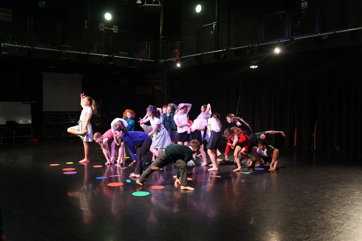 KennetSchool's tweet photo. Thanks to our #KennetDance team for hosting local primary schools this week for a masterclass. Pupils had an incredible time learning new techniques and created an amazing dance routine! They wowed their audience with a performance at the end of the session. #ConnectWithKennet https://t.co/T5PKZdmtjB