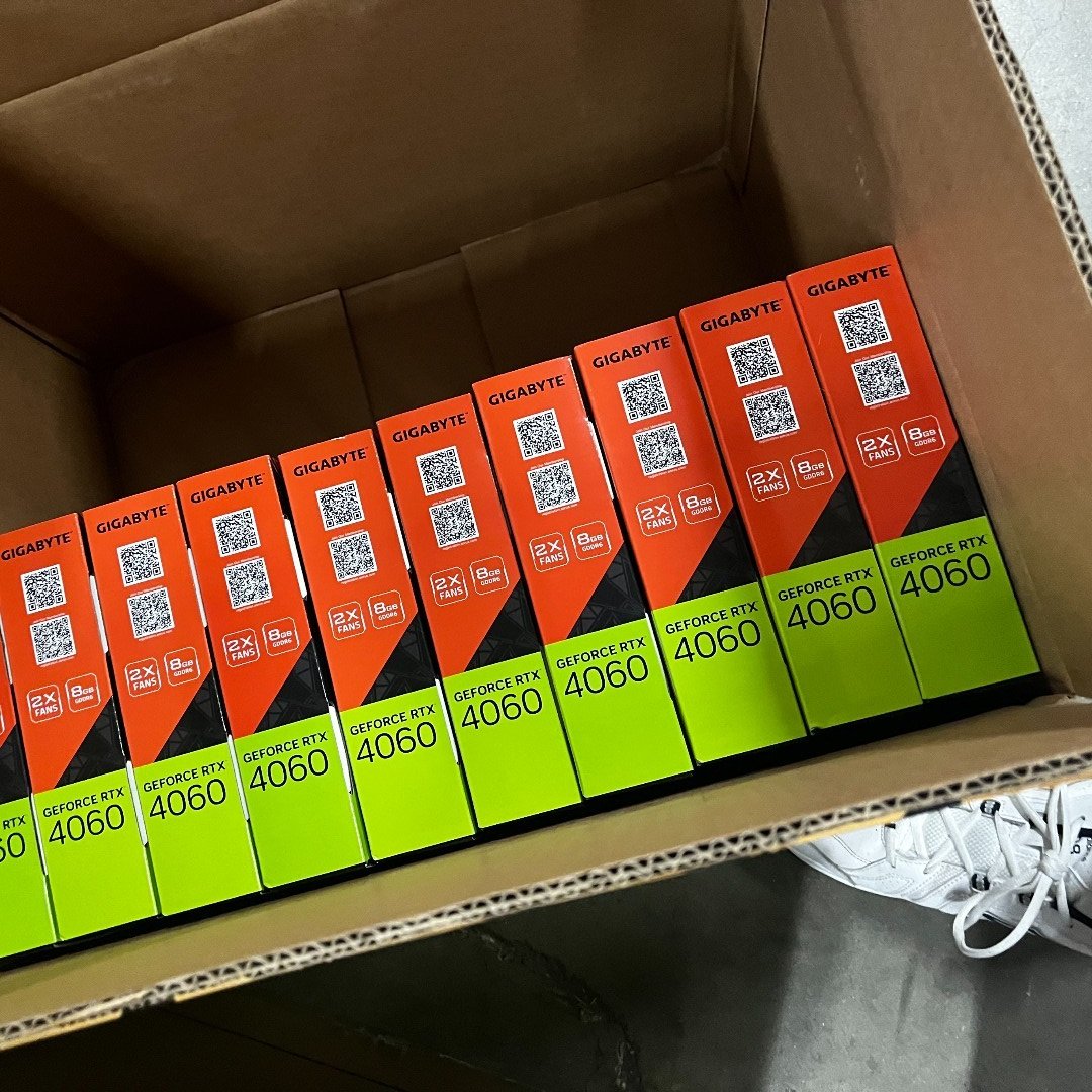 AORUS_ZA's tweet photo. What would you do if you accidentally receive this instead of your order of only one graphics card?

#pcparts #pccomponents #gigabyte #aorus #rtx #geforce #geforcertx #rtx40 #rtx4060 #gpu #gpus #vga #vgas #graphicscard #graphicscards https://t.co/vFABUPDK7S