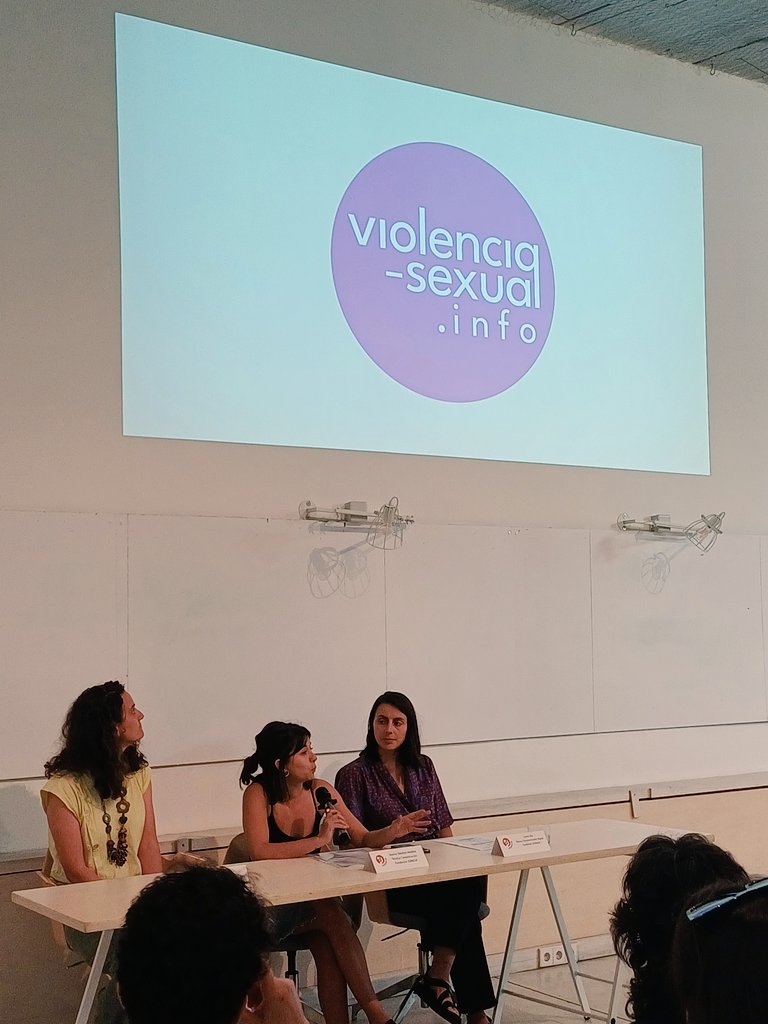 Estuvimos en la presentación de la web: violencia-sexual.info de <a href="/AspaciaFund/">Fundación Aspacia</a>
Un nuevo recurso para todas las mujeres y para seguir avanzando en la implementación de la Ley del #SoloSiEsSi 
¡Gracias y enhorabuena compañeras!