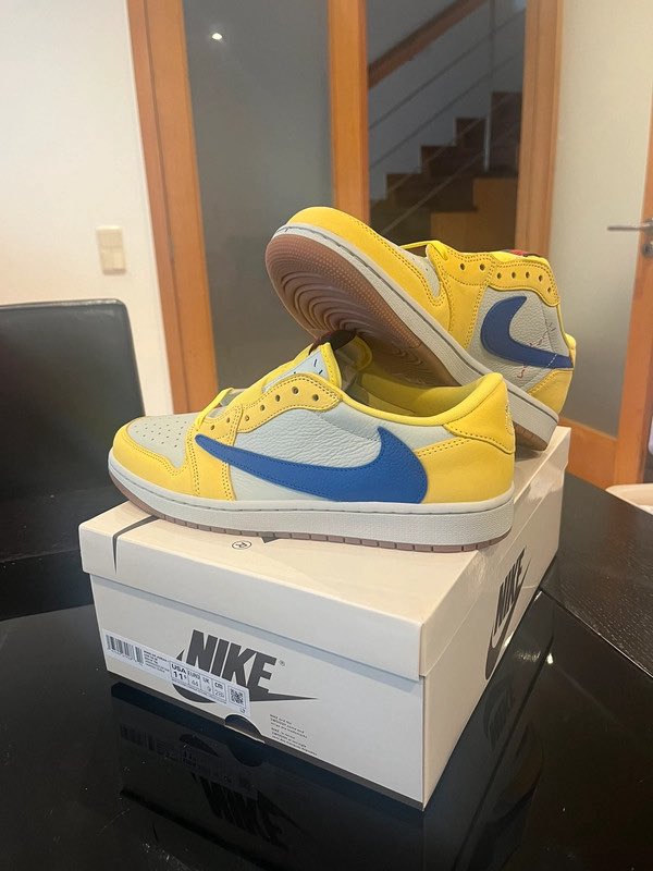 Va voir cet article Jordan x Travis Scott à 600,00 € € sur #Vinted vinted.fr/items/45949661…