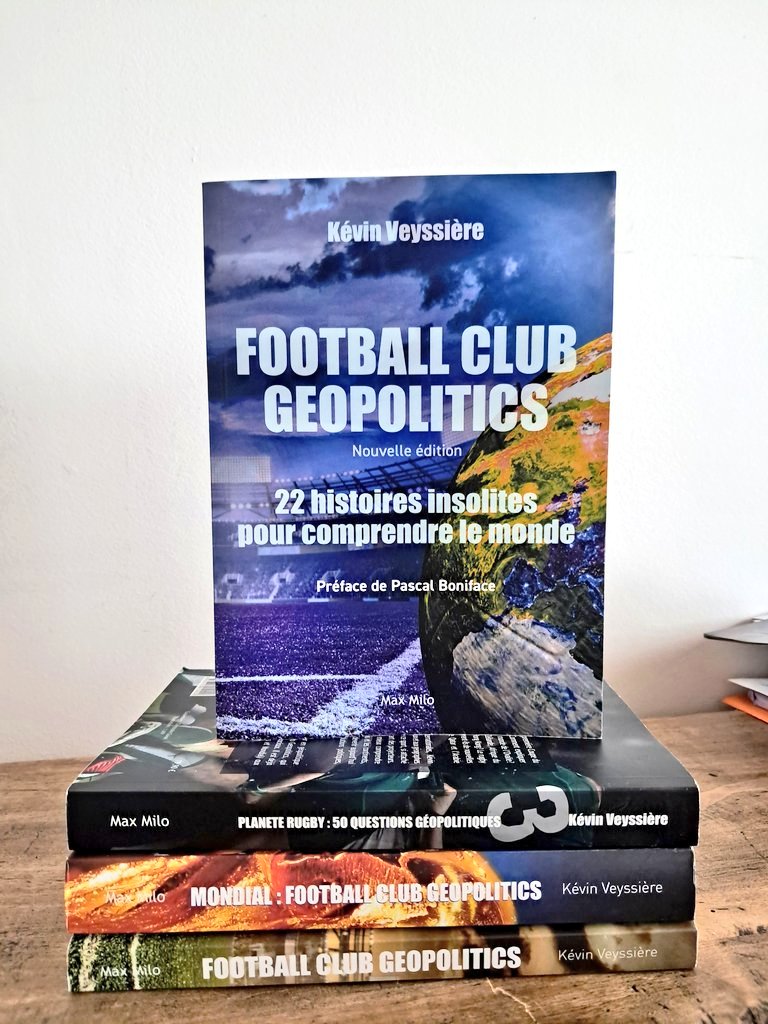 FCGeopolitics's tweet photo. 🎁 JEU CONCOURS 📚

À quelques jours de l'#Euro2024 ⚽️, je vous fais gagner la nouvelle édition de mon dernier livre 😊

📚 Football Club Geopolitics 📚
22 histoires insolites pour comprendre le monde (et l'Euro)

📍Pour participer : RT & Follow @FCGeopolitics

🗳️ Lundi 17/06

> https://t.co/4s0FhyFhhL <