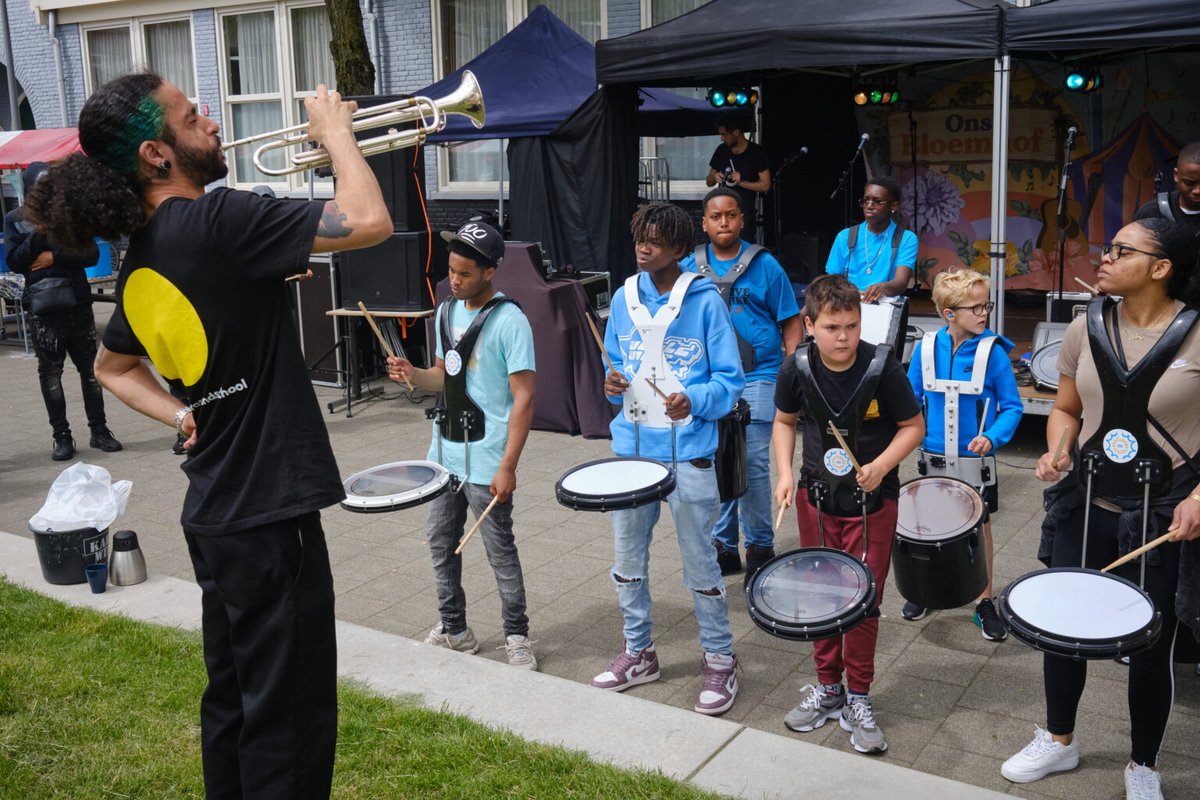 Extra foto’s van Rien Hordijk van Bloemhof Festival 2024 🥰

Fotograaf Rien Hordijk maakte mooie foto’s op het Bloemhof Festival, bekijk ze hieronder en via rienhordijk.nl/bloemhof-festi…

Check ook de link naar onze website voor meer foto's 👉 shorturl.at/6p3vw

#OnsBloemhof