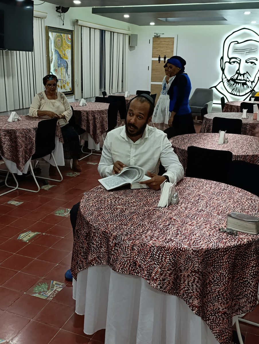 ChateauBlanc's tweet photo. Chag Shavuot Sameach from Havana! #Havana #Cuba #shavuot #holidays #Jewish #kosher #celebrate #shavuos https://t.co/aG6GWkA6Im