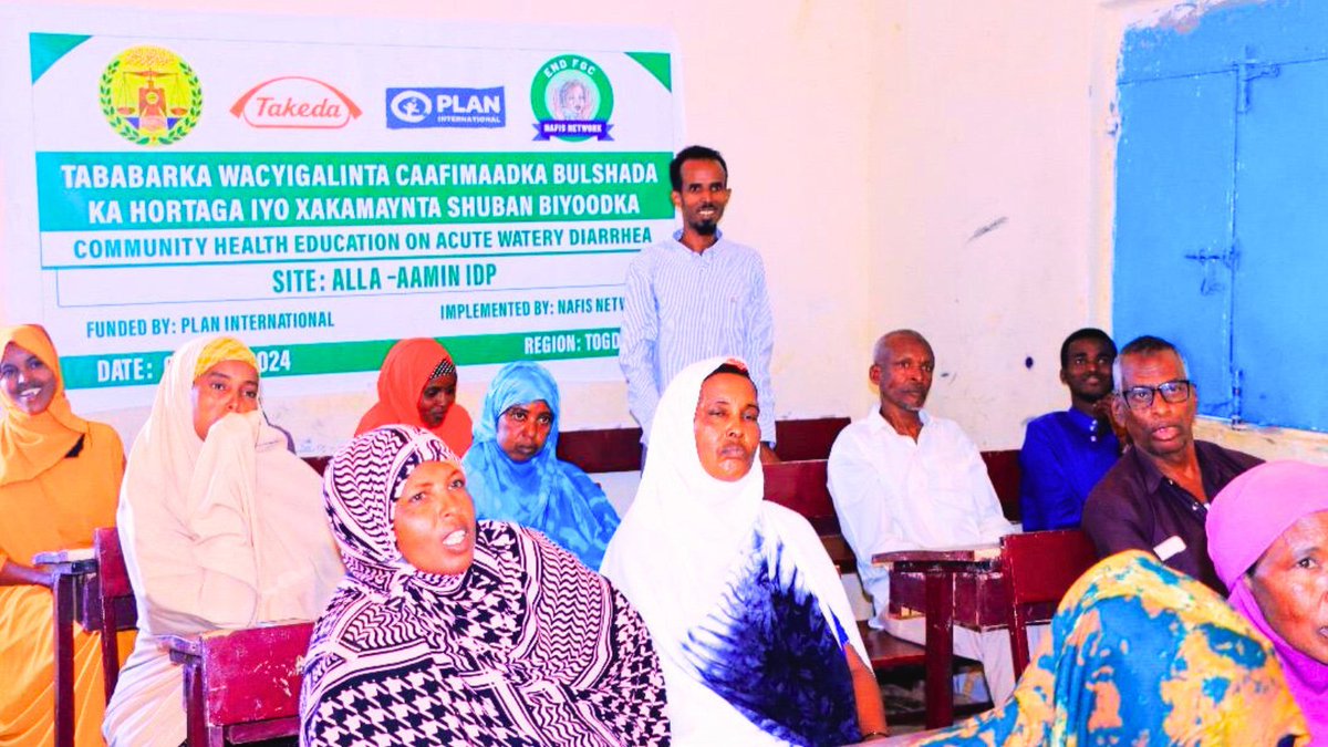 NAFIS_NETWORK's tweet image. NAFIS Network conducted community health education sessions on preventing and managing acute watery diarrhea in Burao IDPs and remote towns. 90 participants gained invaluable knowledge from the training. @Plansomaliland @NAFIS_NETWORK #HealthEducation #CommunityTraining