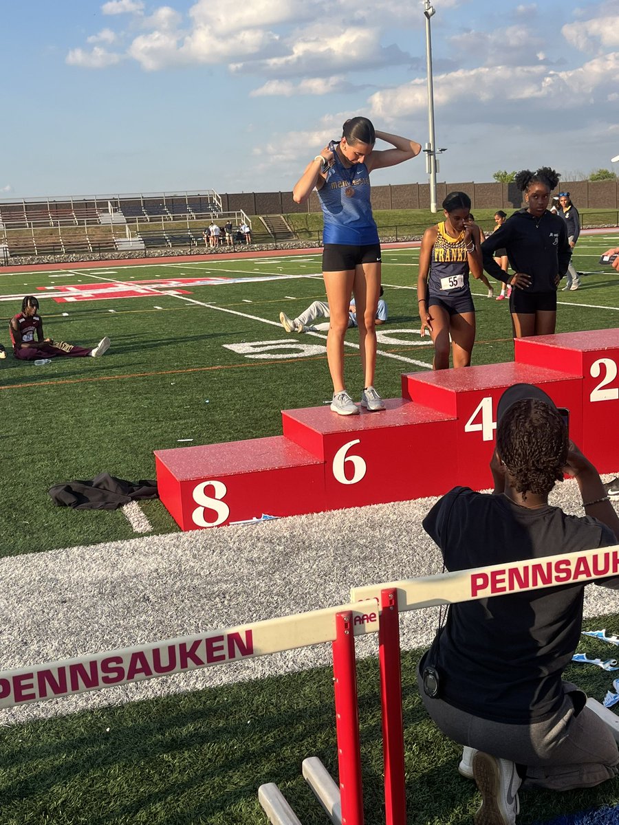 To end her record setting HS Career <a href="/BellaPalmiotto/">bella palmiotto</a> jumped 38-.5 in the triple jump to place 6th at the Meet of Champs. Good luck next year at UNF. We are all so proud of you! <a href="/MTHS_Sports/">Manchester Twp. H.S. Sports Updates</a> <a href="/MTownGirlsTrack/">Manchester Twp Girls Spring Track</a> <a href="/njmilesplit/">MileSplit New Jersey</a> <a href="/EvanderWells/">Evander Wells</a>