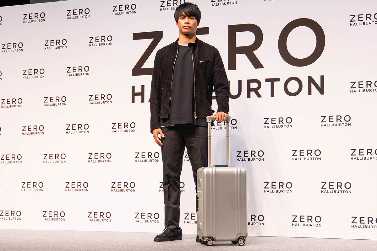 impress_watch's tweet photo. 三笘の1mm(ジュラルミン)　サッカー・三笘選手がゼロハリ アンバサダーに就任 https://t.co/zCCGbcTVUM https://t.co/EEgmufNZKB