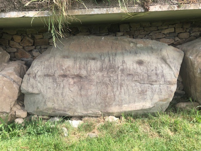 Learners from the Culture and Heritage LTI <a href="/NatPrintMuseum/">NationalPrintMuseum</a> had a wonderful visit to the Boyne Valley on 30/05. Thanks to our superb OPW guides <a href="/brunaboinneOPW/">Brú na Bóinne - Newgrange and Knowth</a>  and  @MellifontAbbeyOPW  who inspired us with their knowledge and guiding skills. #irishheritage #cdetb #LTI