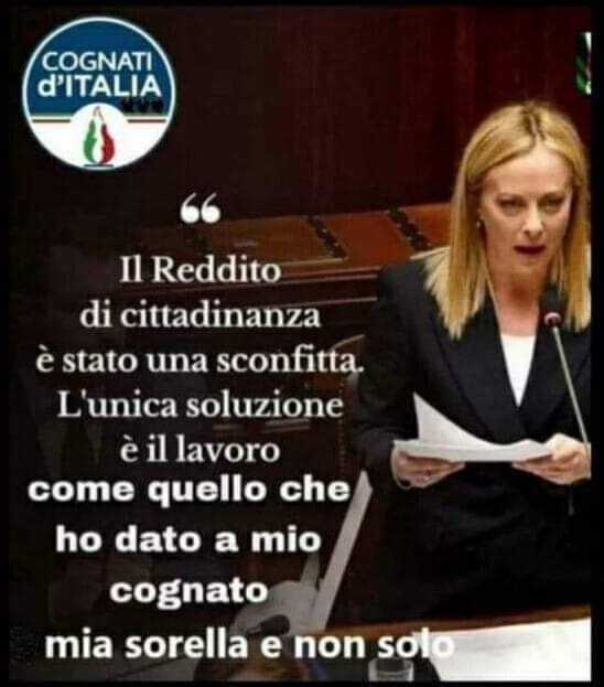 tomco75's tweet photo. @FratellidItalia Ma come e possibile 😭😭 che noi cittadini 🇮🇹🇮🇹 abbiamo potuto votare gentaglia come voi 😭😭Ma siamo veramente diventati delle 🐑🐑🐑 ancora c'è gente che  crede alle vostre menzogne 🤔🤔  #governodipagliacci #Meloni_è_poca_cosa 💩💩 SIETE LA ROVINA DELL'ITALIA 🚽🚽 https://t.co/pHezneNdKN