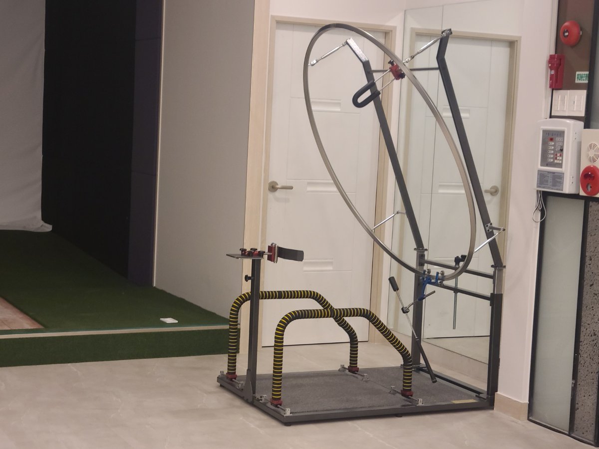 Proswing_Inc's tweet image. #프로스윙머신 으로 레슨 후 실전 #스윙레슨 ! 정확한 궤도와 자세를 만들어 드립니다. #골프연습장필수장비 ~

제품문의:1899-6637

#골프스윙교정기구 #골프궤도머신 #드라이버스윙자세 #아이언스윙자세 #드라이버방향성연습 #아이언방향성연습 #드라이버스윙궤도교정 #아이언스윙궤도교정