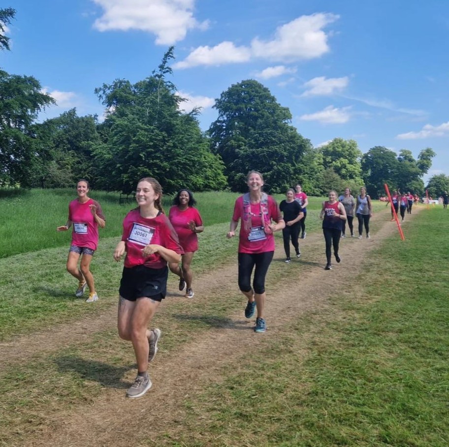 AngliaRuskin's tweet image. We are #ARUProud of the Peterborough #RaceforLife team for taking part in the Stamford Pretty Muddy 5k this month. It looks like they had an amazing time, raising over £300 for #CancerResearch in the process. Well done everyone.

#Teamwork #Charity #Fundraising #PrettyMuddy