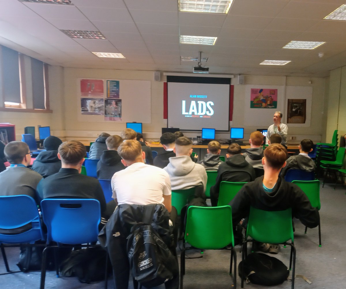 Delighted to have Alan Bissett in school today, talking about his book 'Lads: A Guide to Respect and Consent', providing our young people with a toolkit to help create positive change. <a href="/SLIC1991/">SLIC</a> <a href="/Paisley_Grammar/">Paisley Grammar School</a>