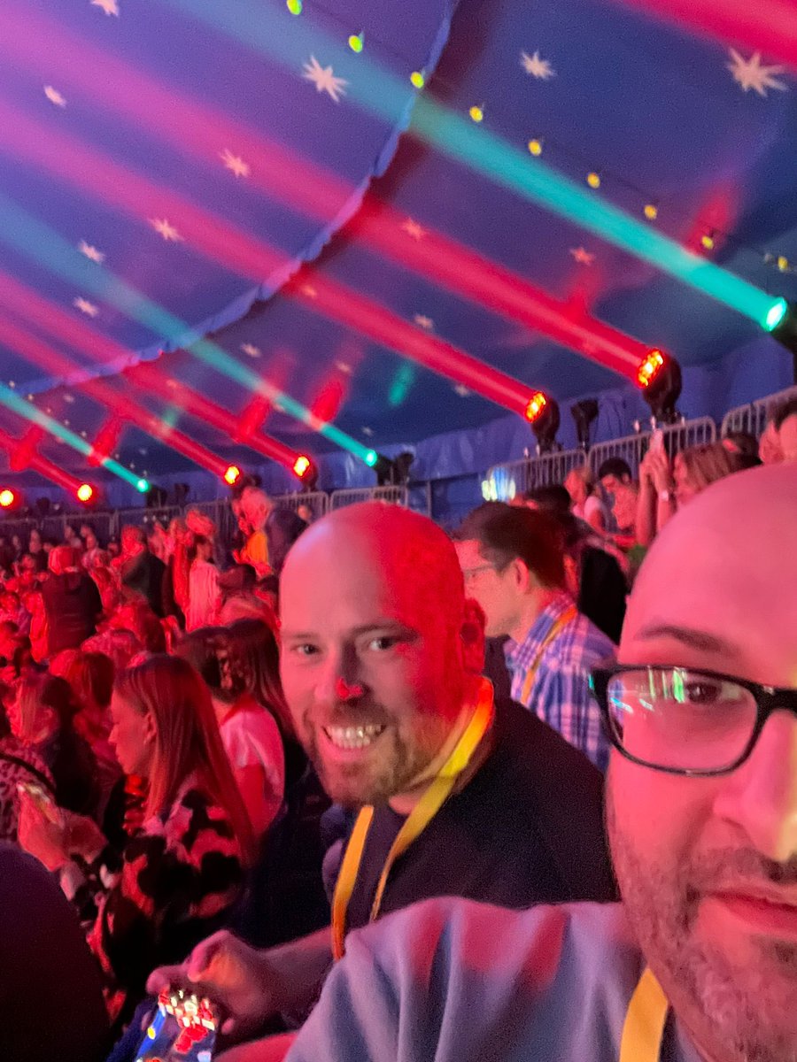 smartlocalmedi1's tweet photo. SCREENFORCE DAYS 2024: THE MAGIC OF TOTAL VIDEO RELOADED 📺

#magicoftv #totalvideo #welovetv #futuretv #bewegtbildevent #screenforcefestival #smartlocalmedia #addressabletv #connectedtv #screenforce #poweroftv https://t.co/DSnAsVyZ4Q